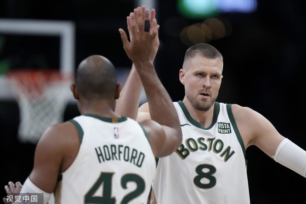 的年轻球员 的年轻球员