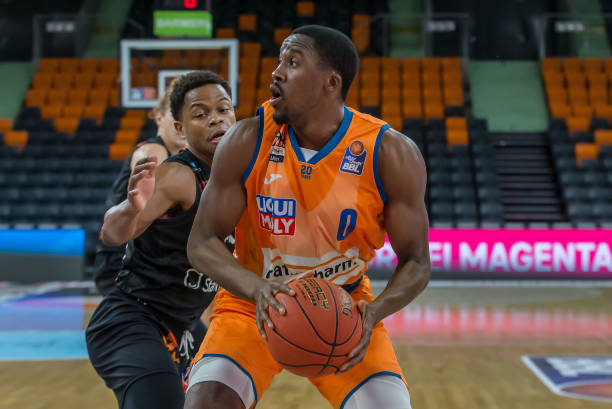 乎在萌芽阶 乎在萌芽阶